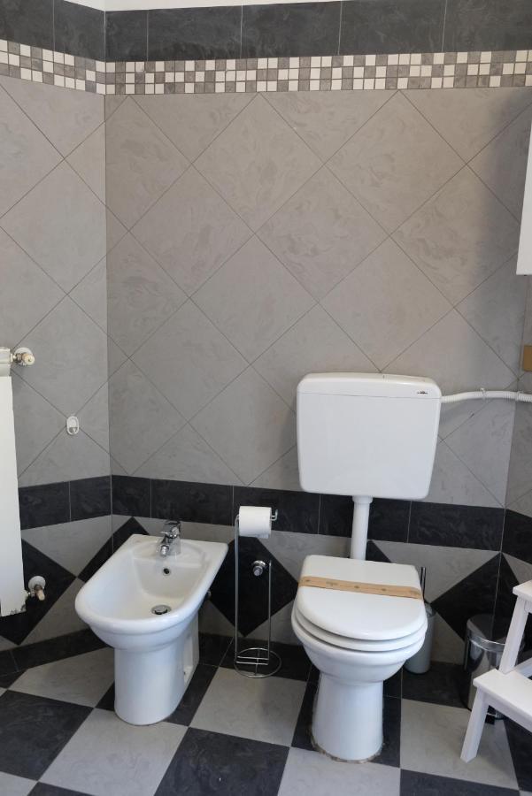 Adria Art Apartments 1 Экстерьер фото
